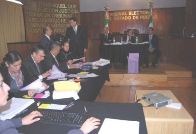 Sesion-del-TEE-apertura-de-documentacion-electoral