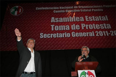 fernando-morales-protesta