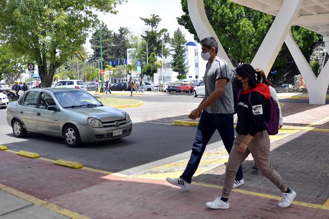 EL ANTROPÓLOGO ERNESTO LICONA Y CLUBES DE MOTOCICLISTAS EXPONEN 25 ACCIONES PARA MEJORAR LA MOVILIDAD EN LA CIUDAD DE PUEBLA