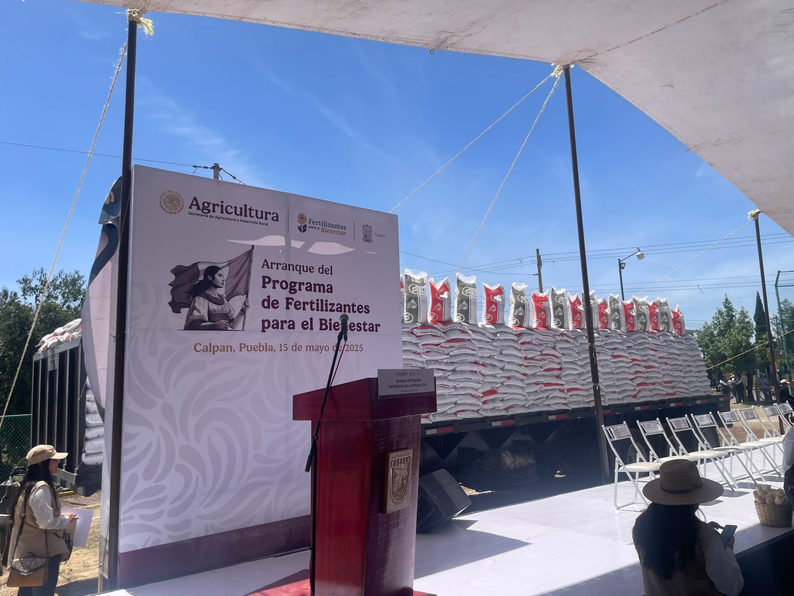 INICIA ENTREGA DE FERTILIZANTES PARA EL BIENESTAR 2025 EN APOYO DE 118 MIL PRODUCTORES DE PUEBLA