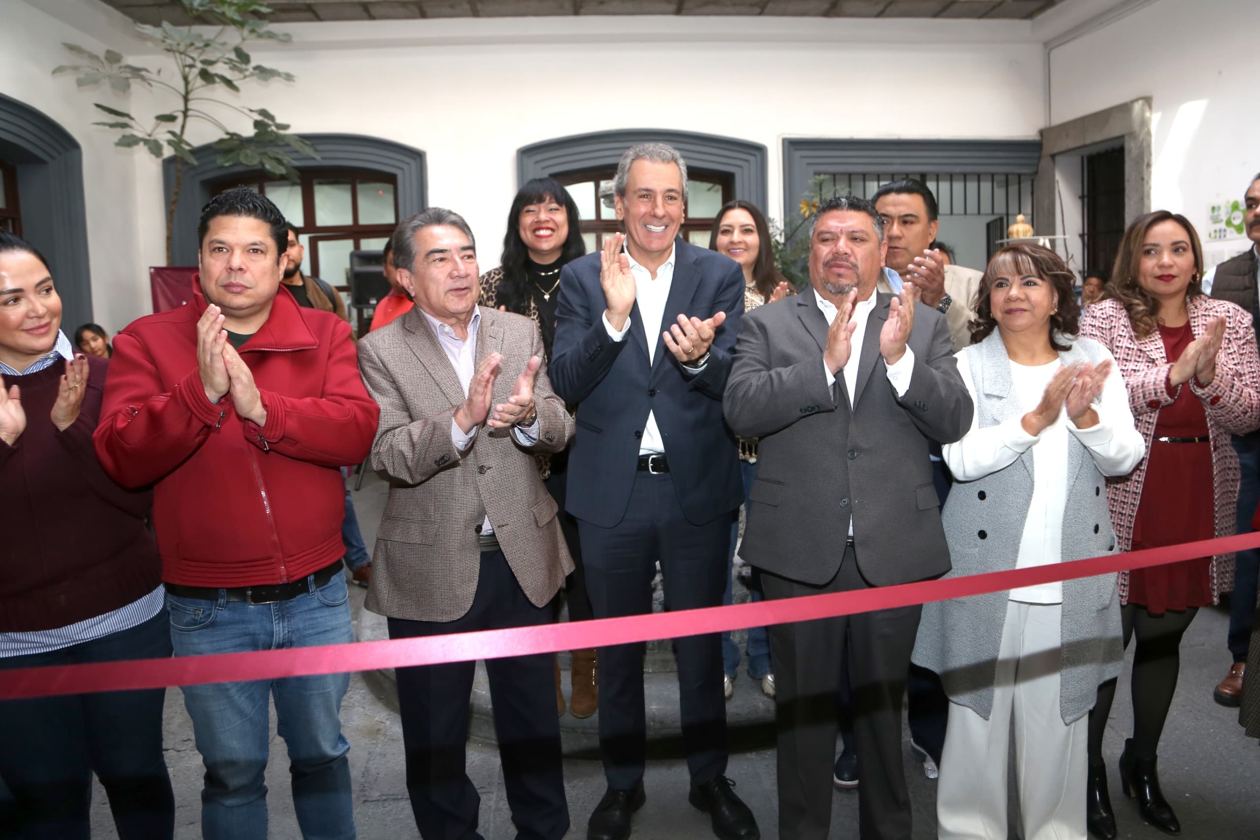 PROMUEVE GOBIERNO DE LA CIUDAD EXPO ARTESANAL NAVIDEÑA 2024 EN REGIDURÍAS